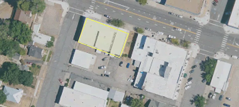 608 Main St