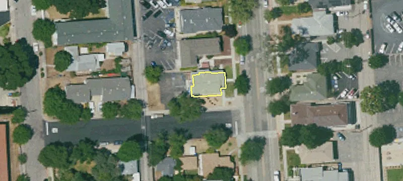 1105 Vine St