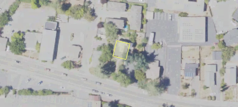 220 Colfax Ave