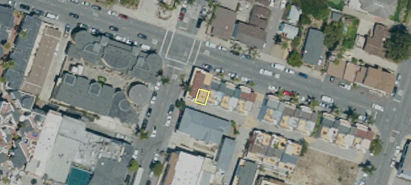 90 San Miguel St