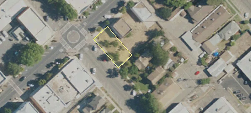 109 6th St