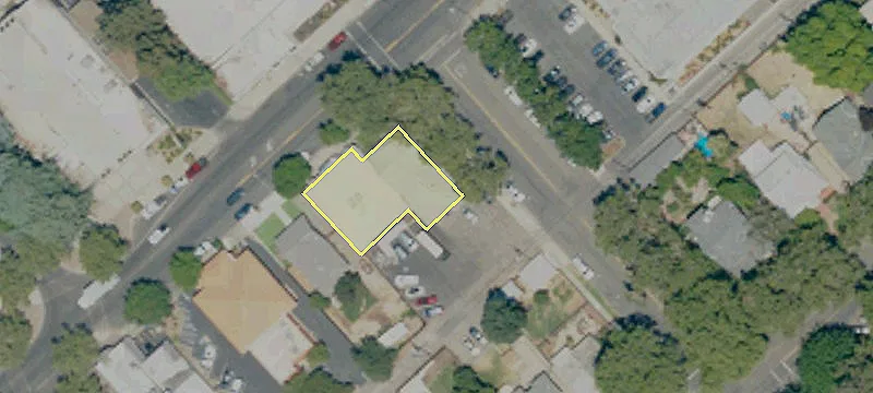 528 Main St