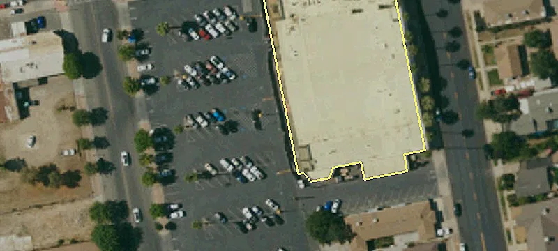 820 Main St