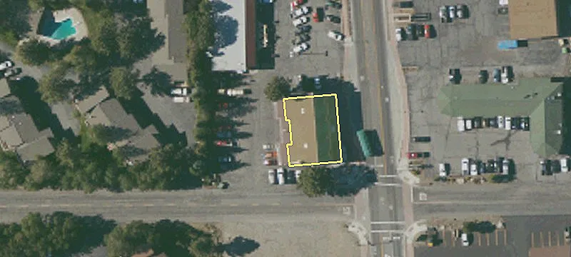 588 Old Mammoth Rd