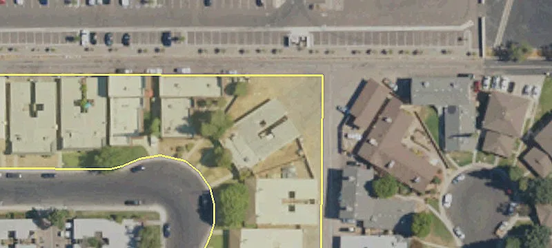 555 Alamos Ave