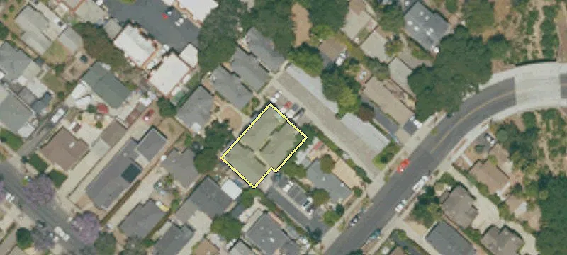 1215 Quinientos St