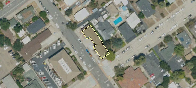 884 Toro St
