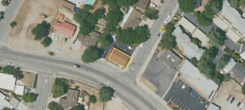 607 Creston Rd