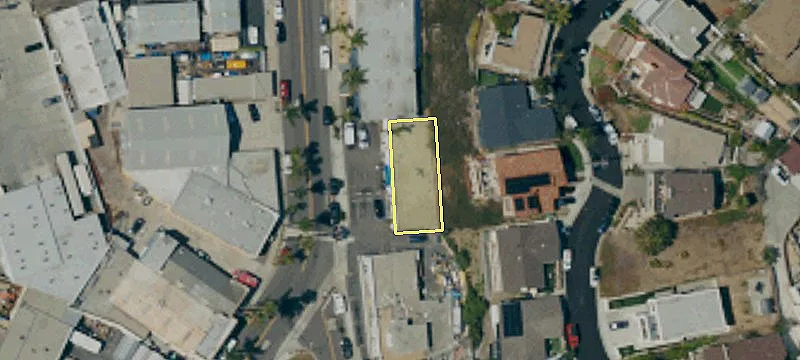 210 Calle De Los Molinos