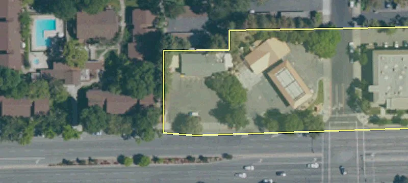 923 Hamilton Ave