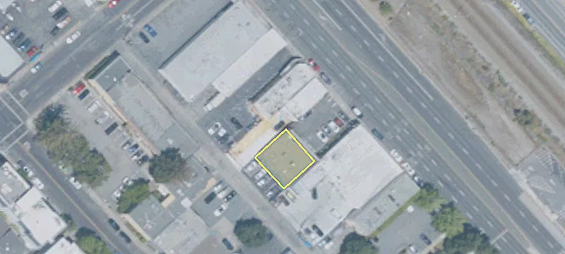 1328 El Camino Real