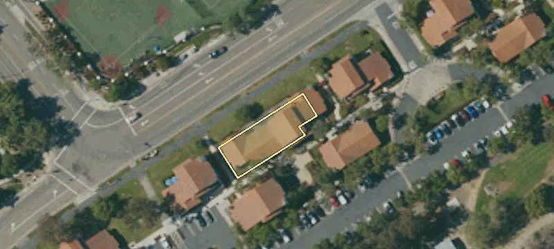 27372 Calle Arroyo