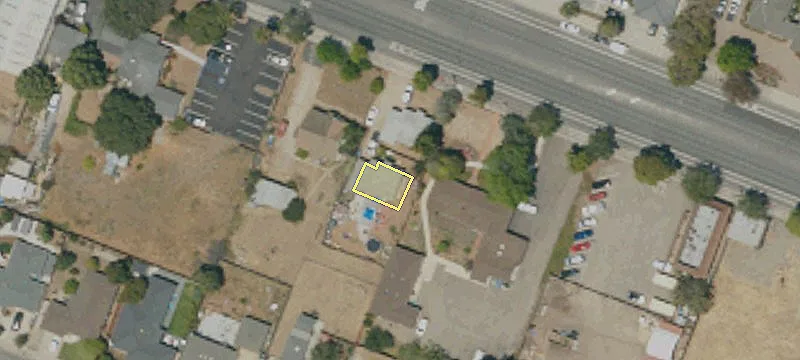 1151 Grand Ave