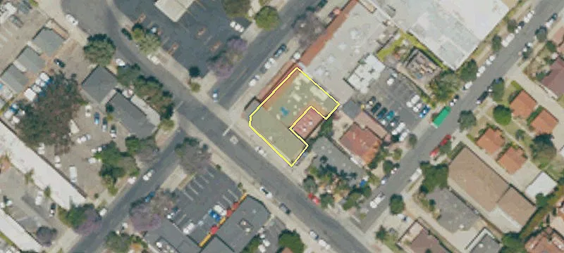 235 Montecito St