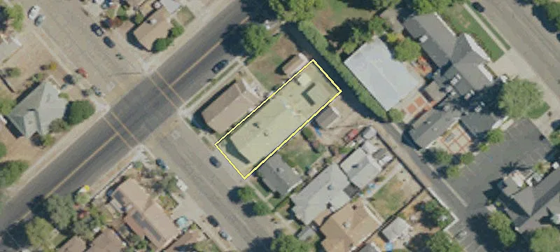 207 4th St