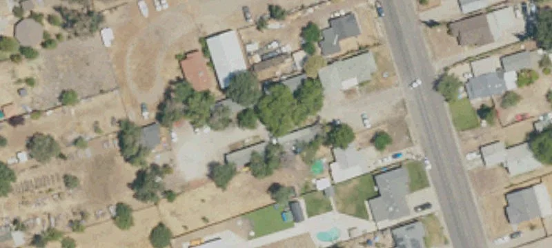 1723 Adelbert Ave