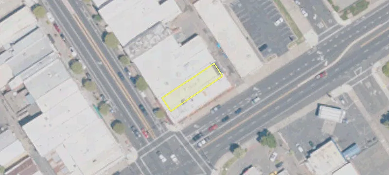 608 Main St