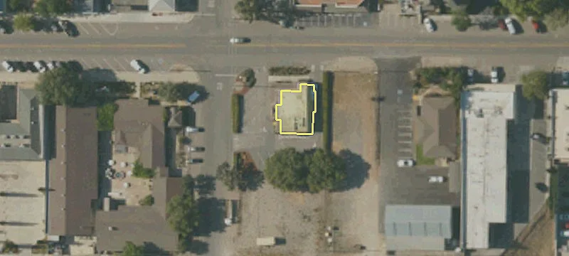 3600 Sagunto St