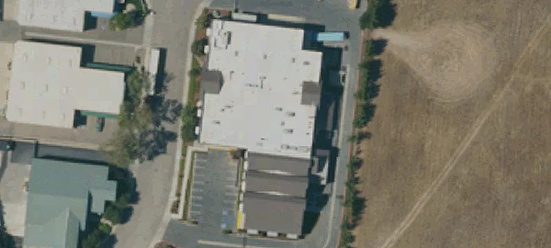 90 Thomas Rd