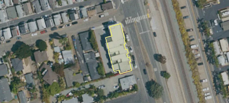 1578-98 Hwy 101