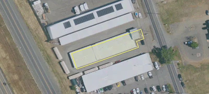 2595 Main St