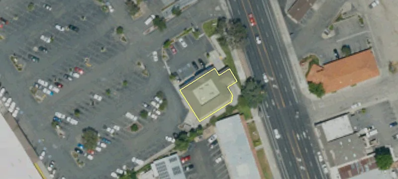 8380 El Camino Real