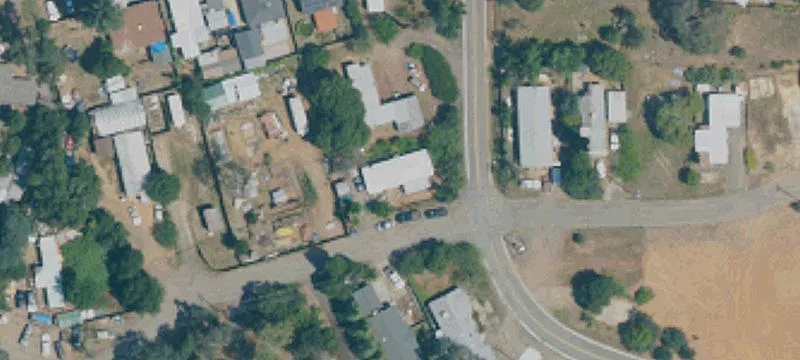 3260 Lakeview Dr