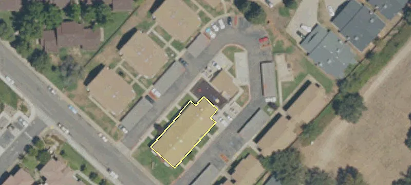 2401 Shady Ln