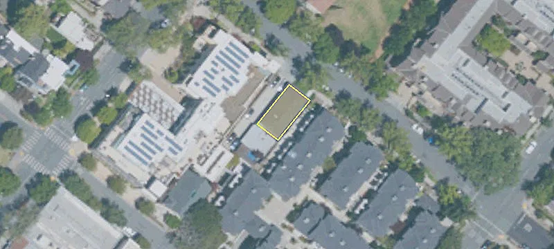 824 Bryant St