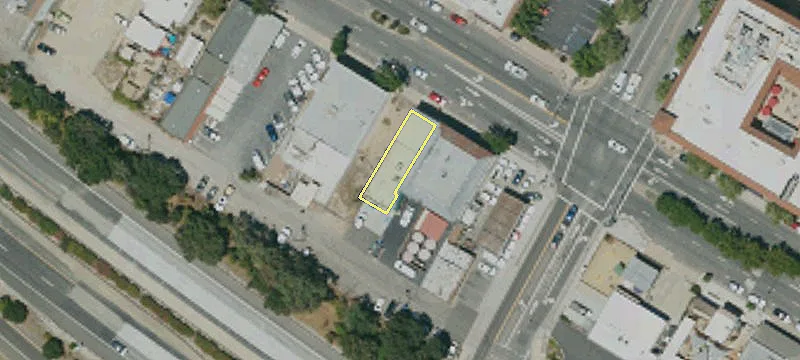 5900 El Camino Real