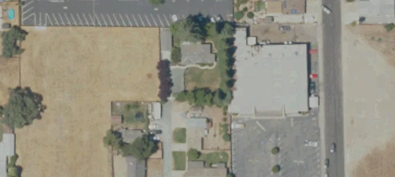 1612 Ivy Ln