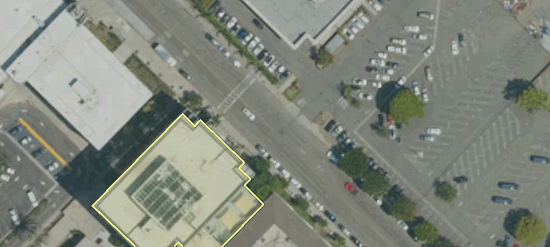 23531 Calle De La Louisa