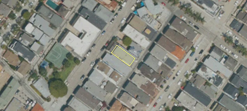 122 Agate Ave