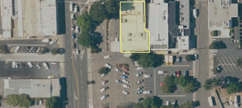 102 Yosemite Ave