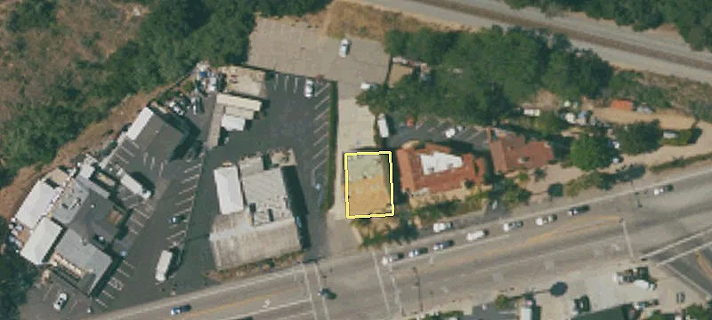 4430 Hollister Ave