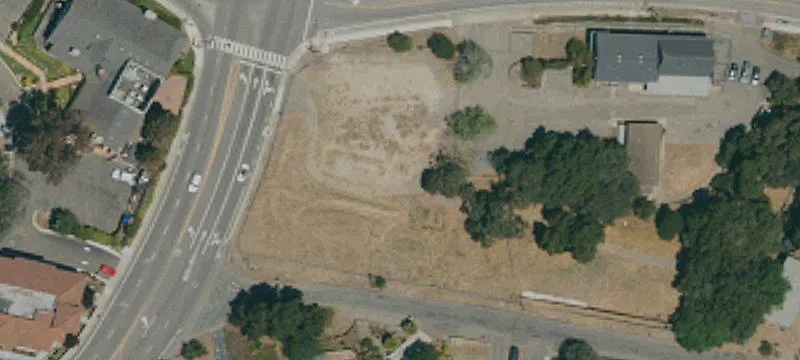 700 Oak Park Blvd