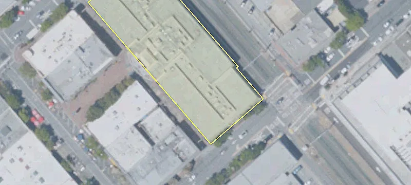 320 2nd Ave