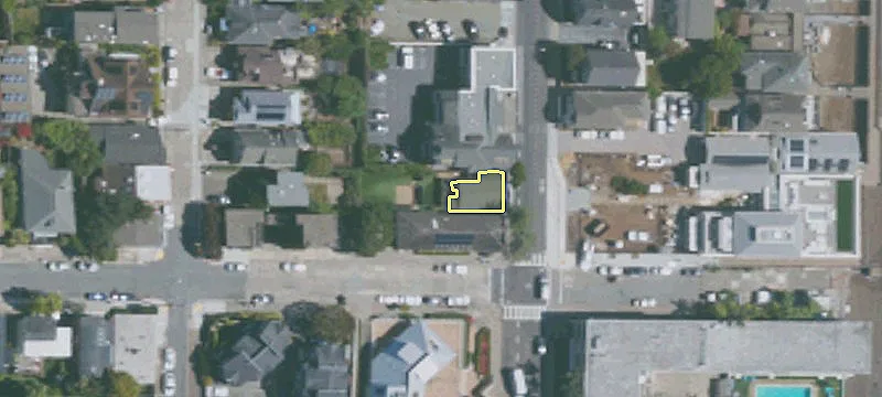 203 2nd St