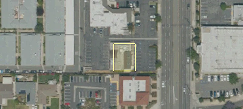 2106 Tustin Ave