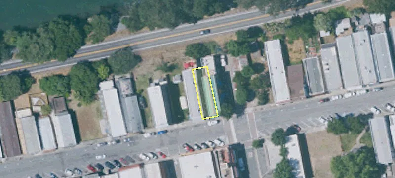 33 Main St