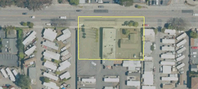 3326 Portola Dr