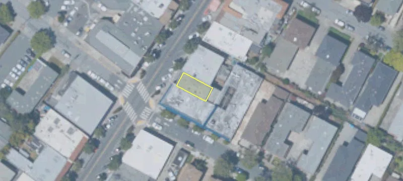 1243 Broadway