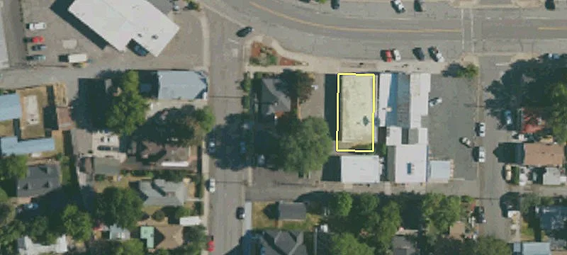 600 Main St