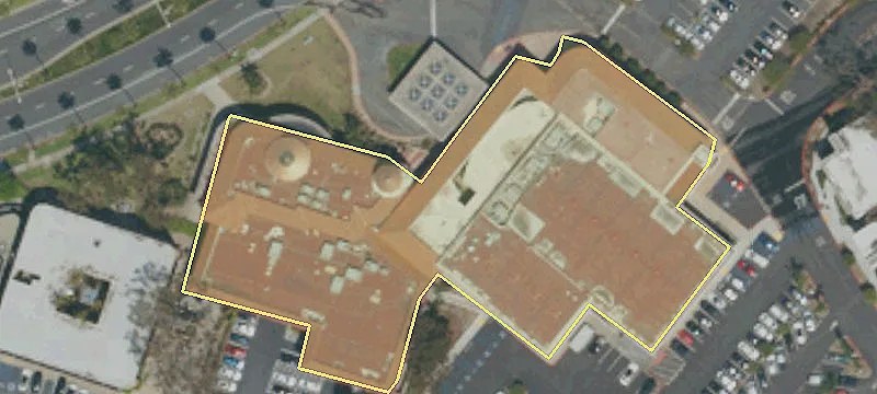 300 Newport Ctr Dr