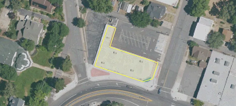 501 Main St