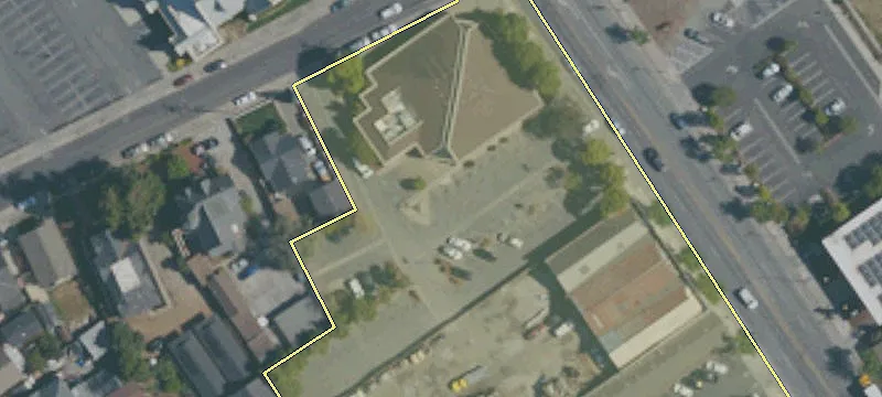 655 Main St