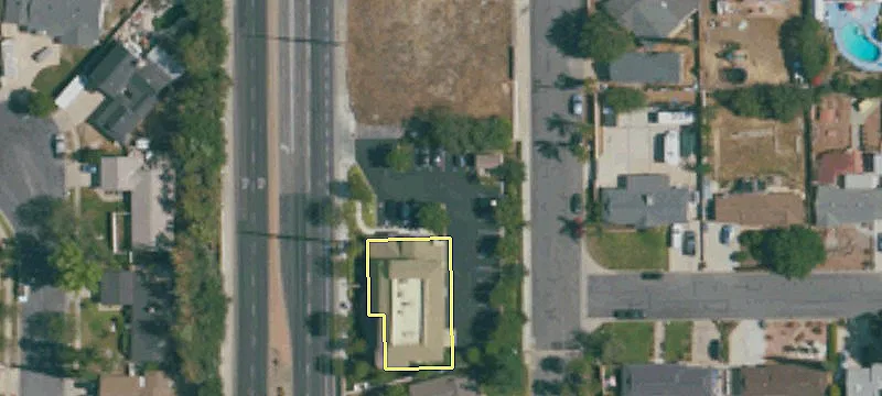 2166 Moorpark Rd