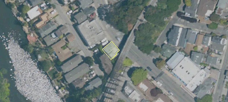 401 Capitola Ave