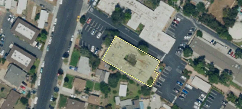 3686 Pacific Ave
