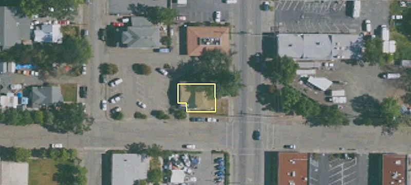 375 Main St